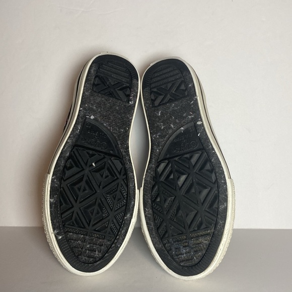 Chuck Taylor All Star Easy On Doodles Irridescent Pattern Canvas Sneakers - Picture 7 of 9